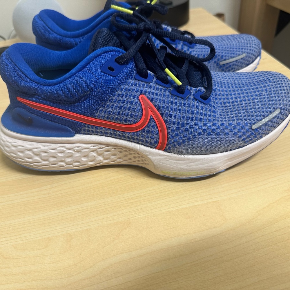 Nike ZoomX Invincible Run Flyknit 2 Game Royal Red Clay